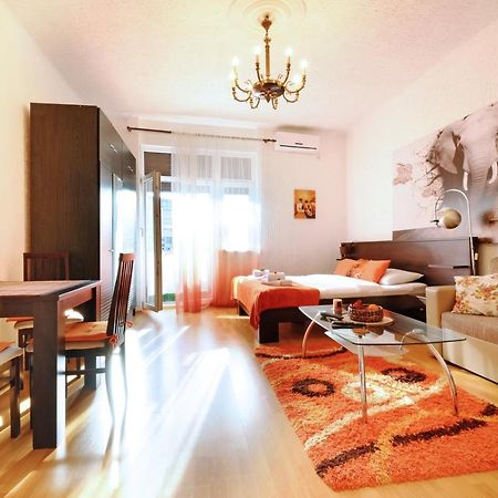 Apartment Alexandria Белград Экстерьер фото